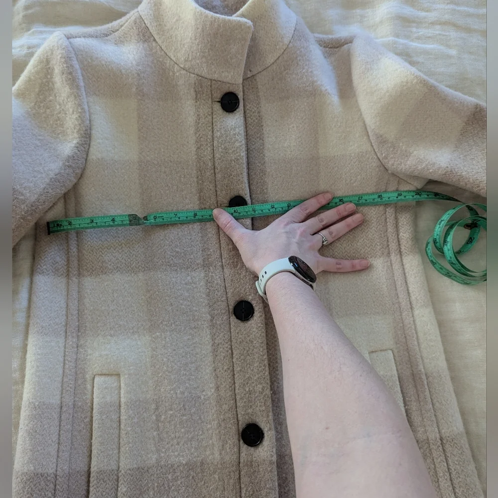 Club Monaco Shades of Beige Wool Checkered Long Coat Sz medium Neutral Pastels - Picture 11 of 16